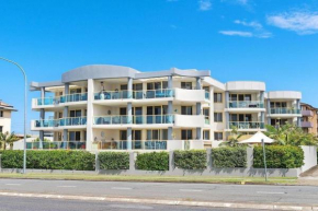 Riviera 306, Port Macquarie